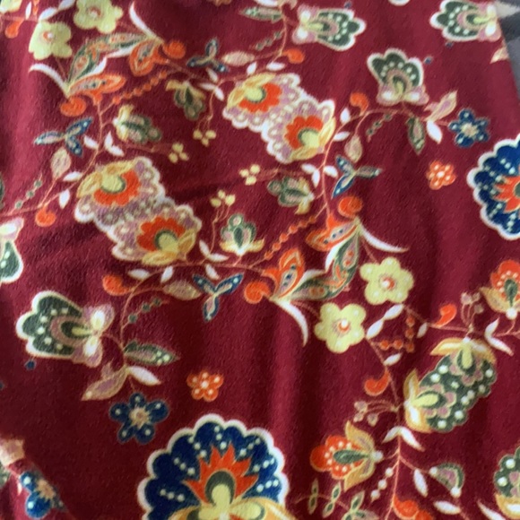 Lularoe leggings size OS (L-5) - Picture 2 of 5